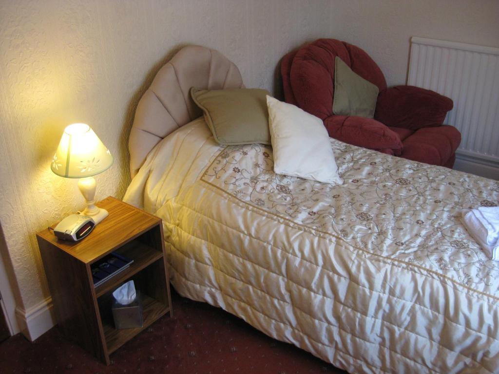 The Ashmount Hotel Rhôs-on-Sea Стая снимка