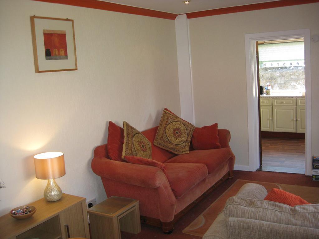 The Ashmount Hotel Rhôs-on-Sea Екстериор снимка