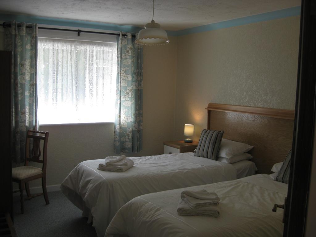 The Ashmount Hotel Rhôs-on-Sea Екстериор снимка