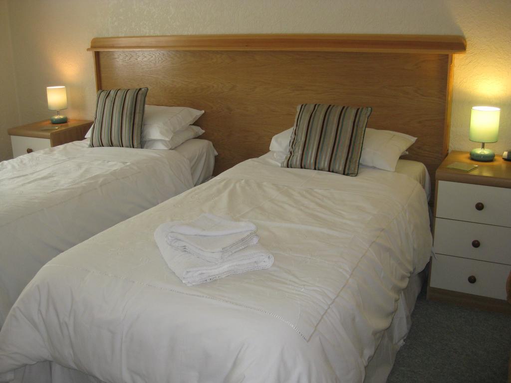 The Ashmount Hotel Rhôs-on-Sea Екстериор снимка